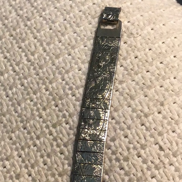 Vintage Sarah Coventry panel bracelet gold tone EUC - Picture 4 of 10